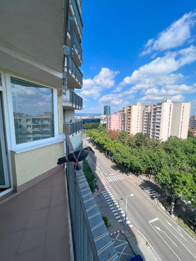 2 With Terrace, New Building, Jegeho Appartement Bratislava
